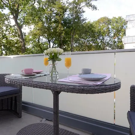 Strandvilla Gezeiten アパート *