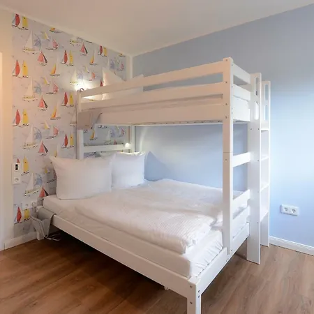 Strandvilla Gezeiten ボルテンハーゲン