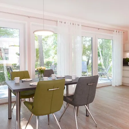 Strandvilla Gezeiten * ボルテンハーゲン