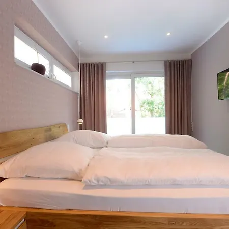 Strandvilla Gezeiten ボルテンハーゲン