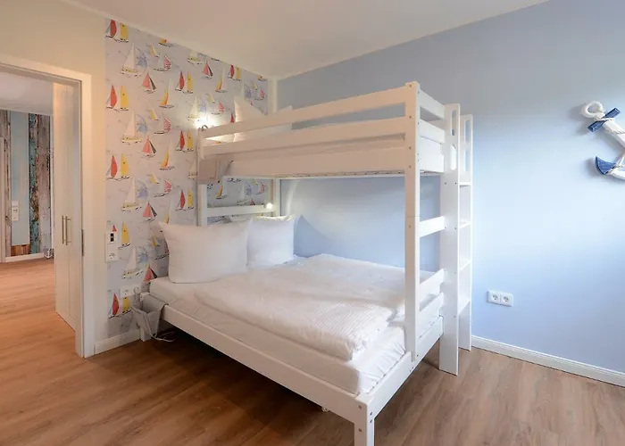 Strandvilla Gezeiten בולטנהאגן