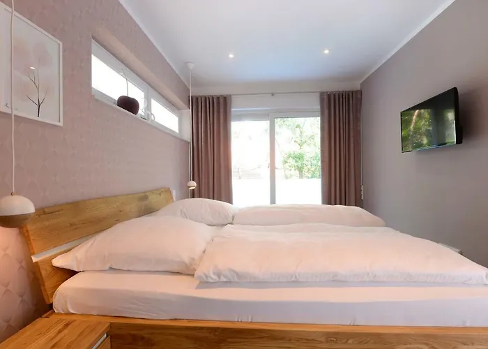 Strandvilla Gezeiten בולטנהאגן